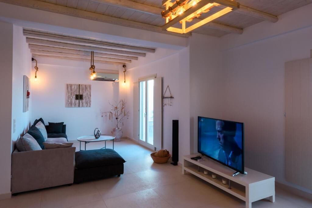 Photo of Livingroom in Drios