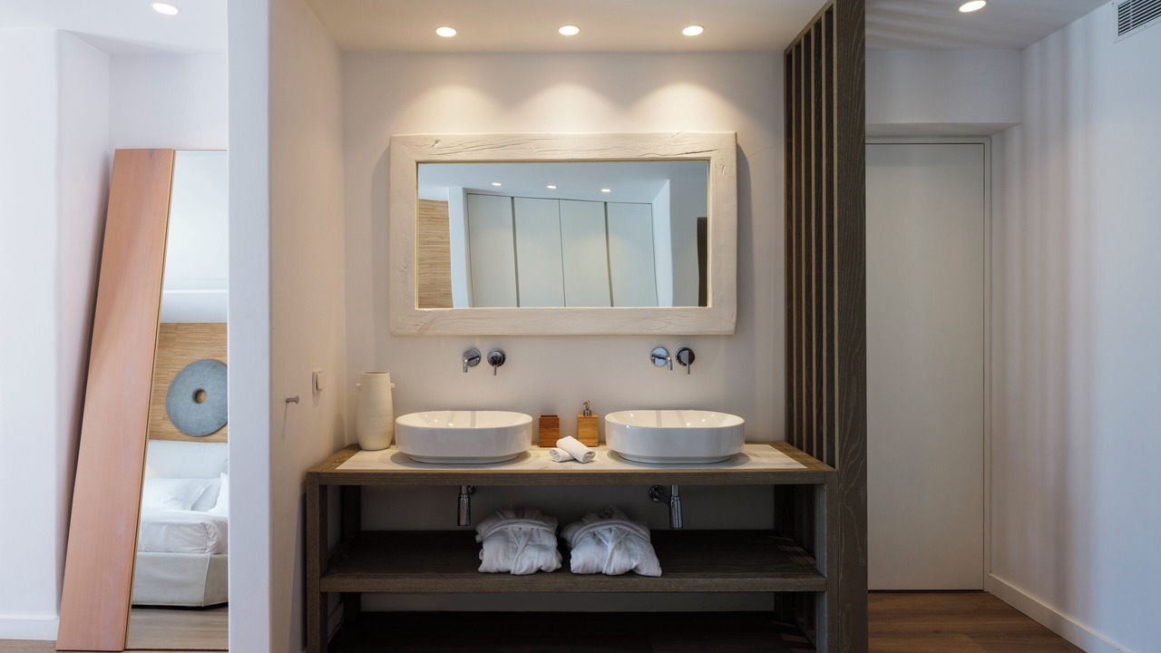 Photo of Bathroom in Kanalia