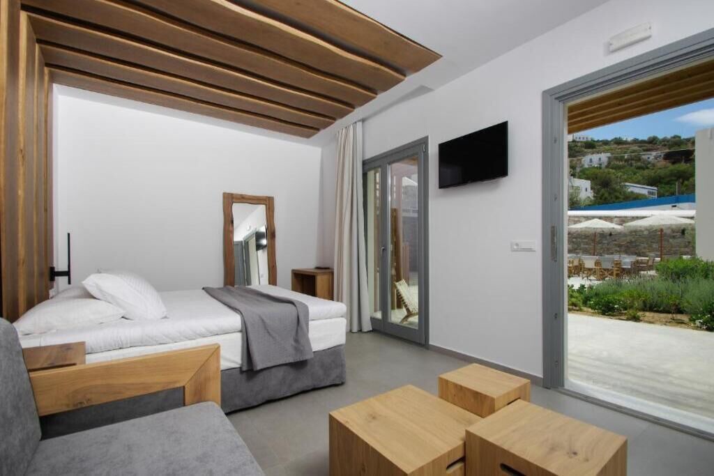 Photo of Bedroom in Kini