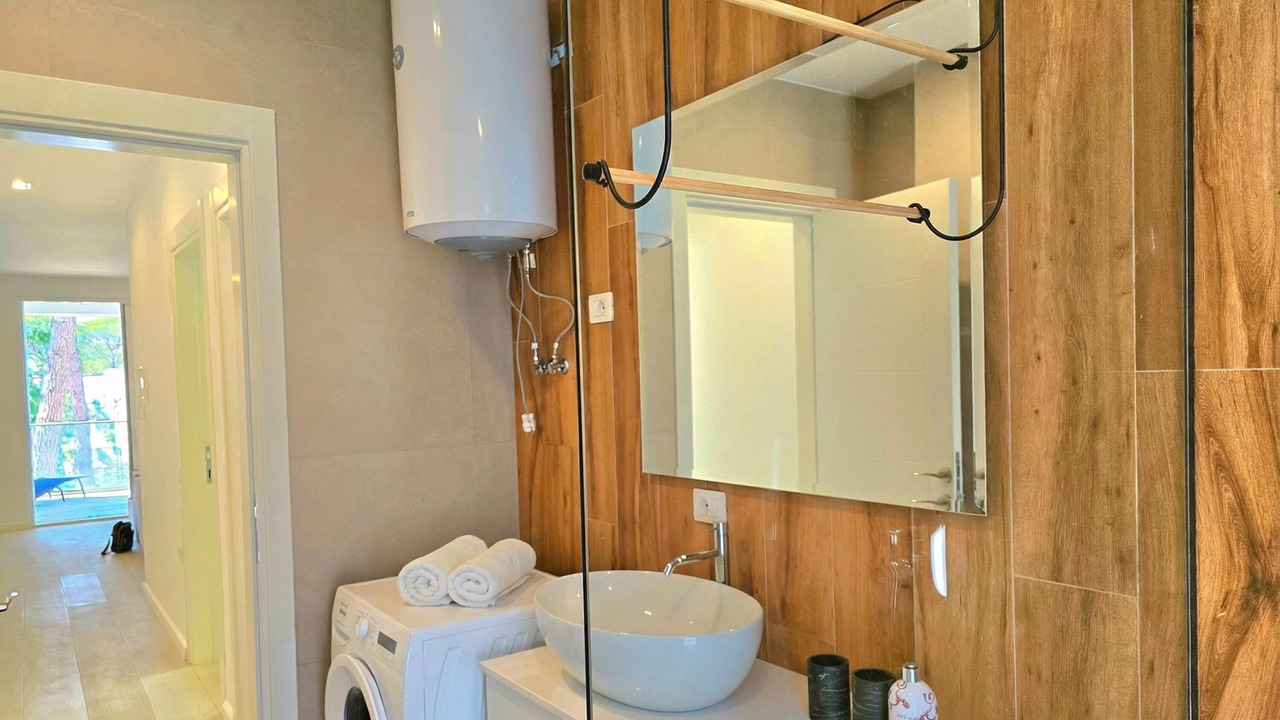 Photo of Bathroom in Ishem
