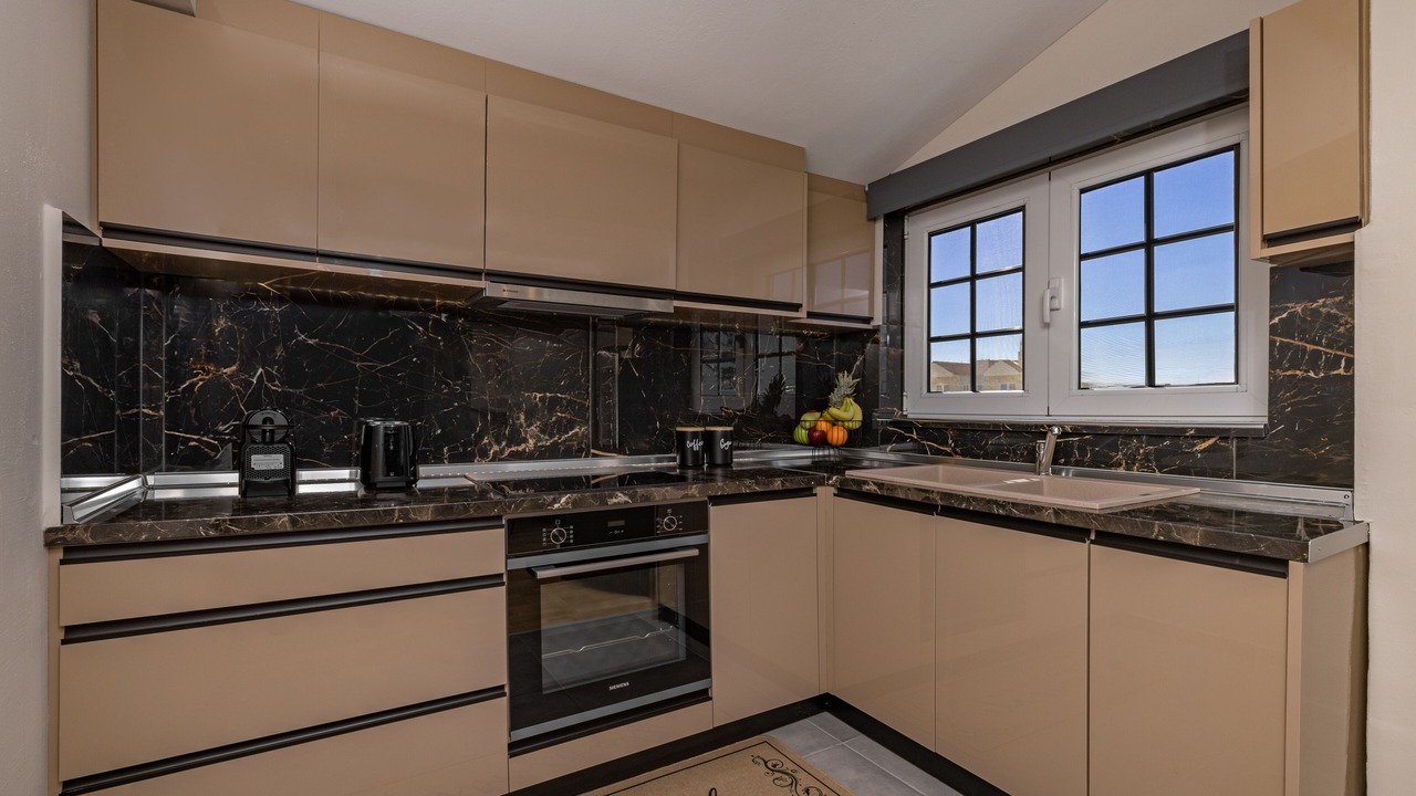 Photo of Kitchen in Petaloudes