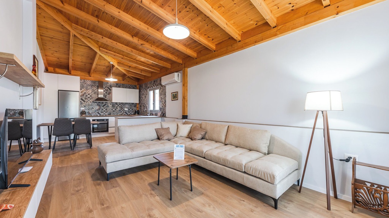Photo of Livingroom in Golem