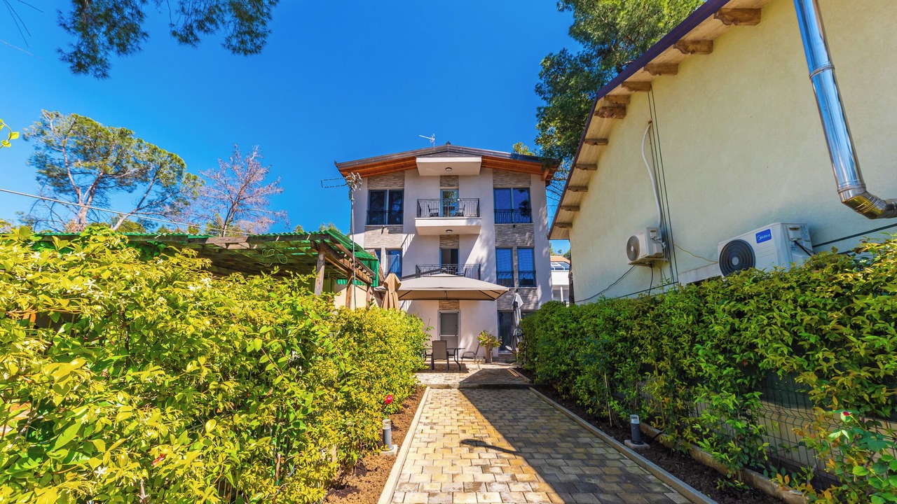 Photo of Outdoor in Golem