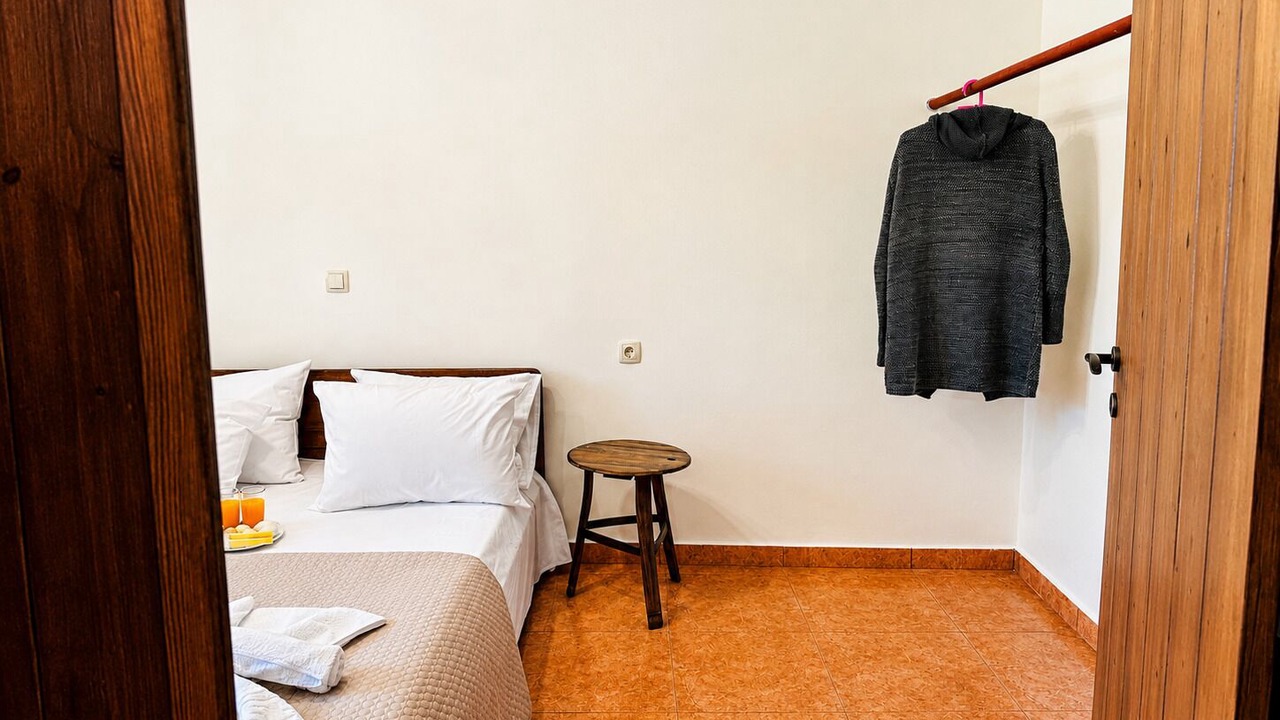 Photo of Bedroom in Panethimos