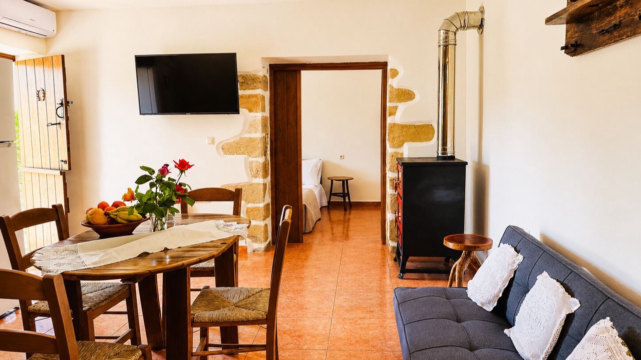 Photo of Livingroom in Panethimos