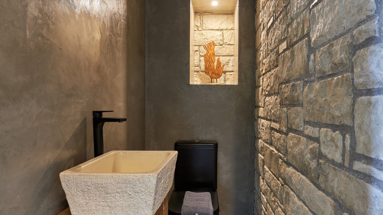 Photo of Bathroom in Psichro