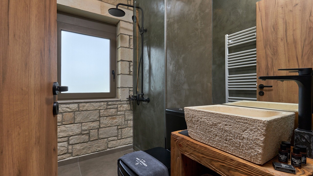 Photo of Bathroom in Psichro