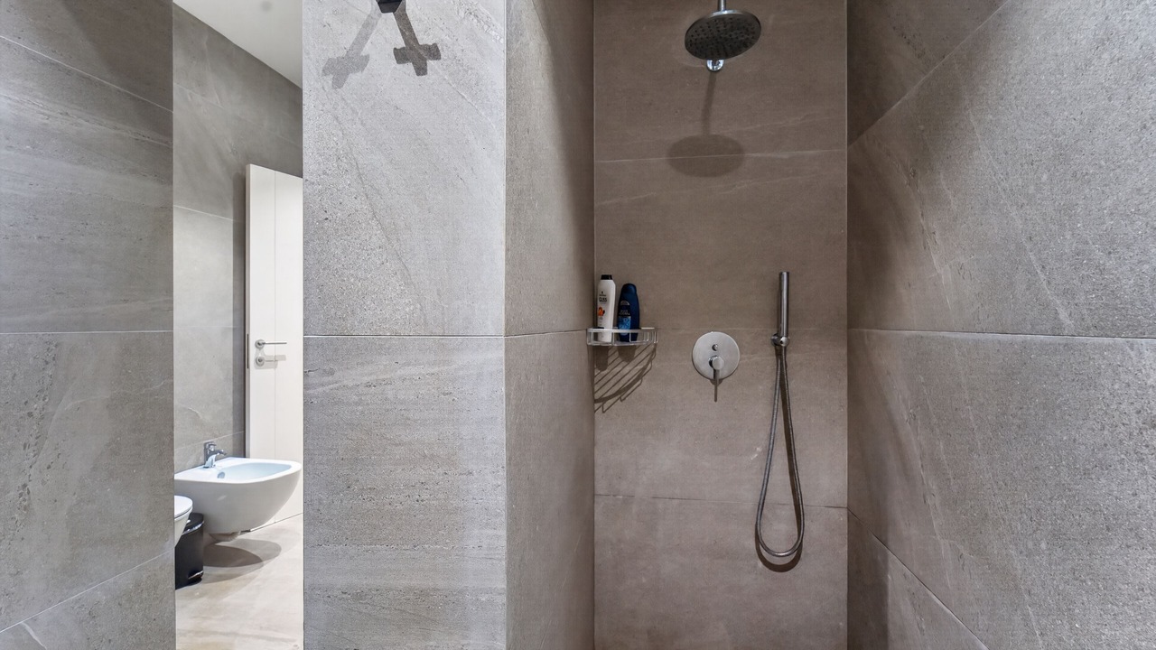 Photo of Bathroom in Golem