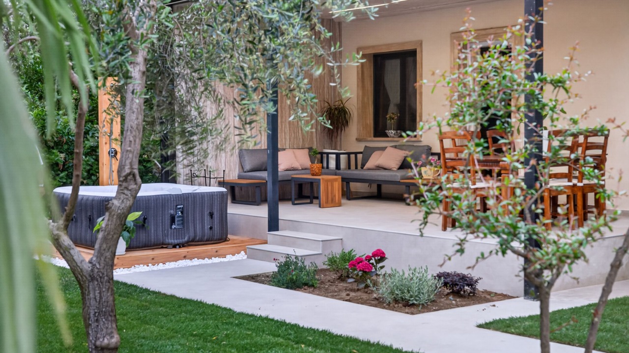 Photo of Patio Balcony in Golem