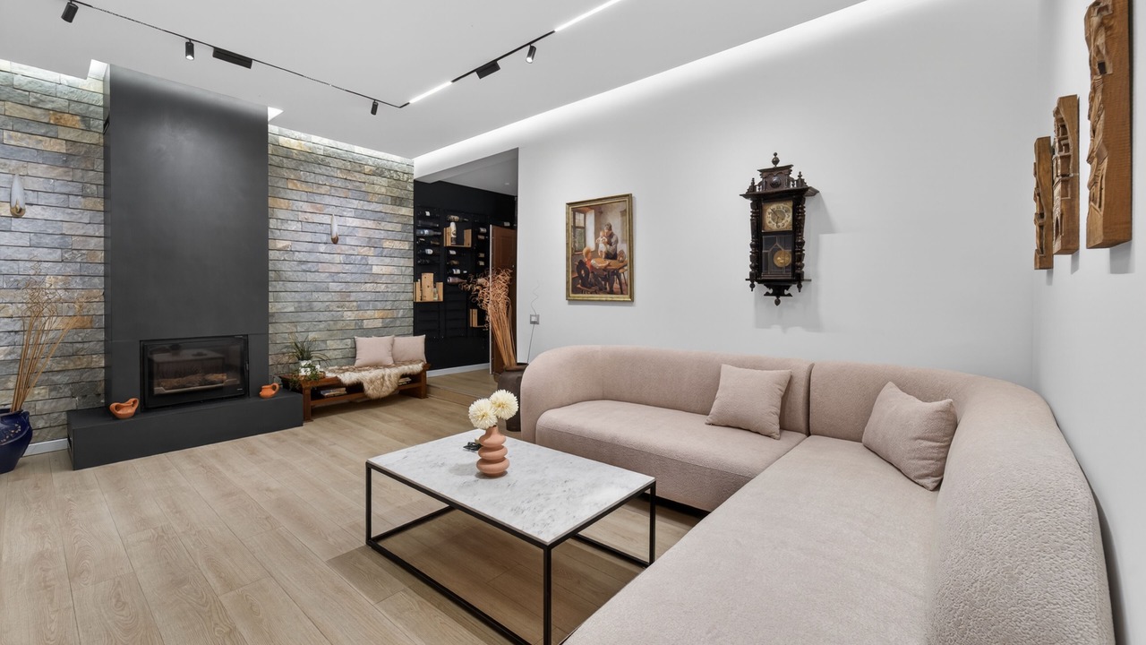 Photo of Livingroom in Golem
