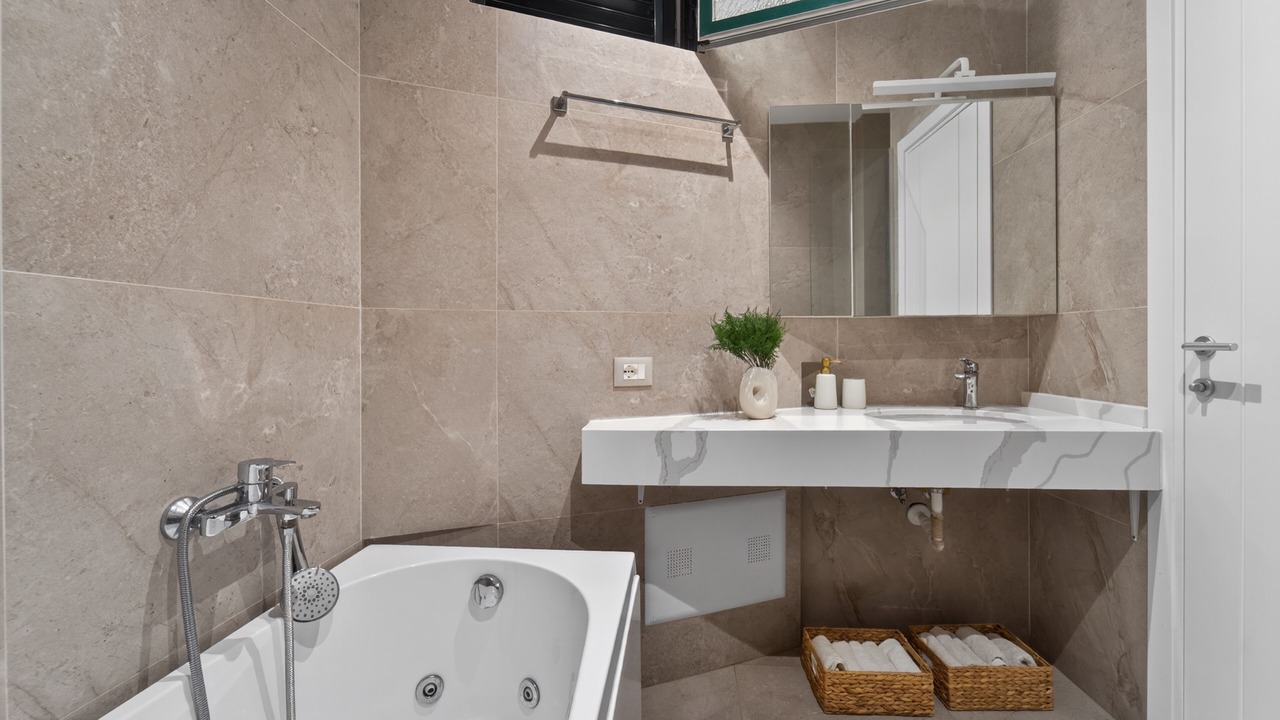 Photo of Bathroom in Golem