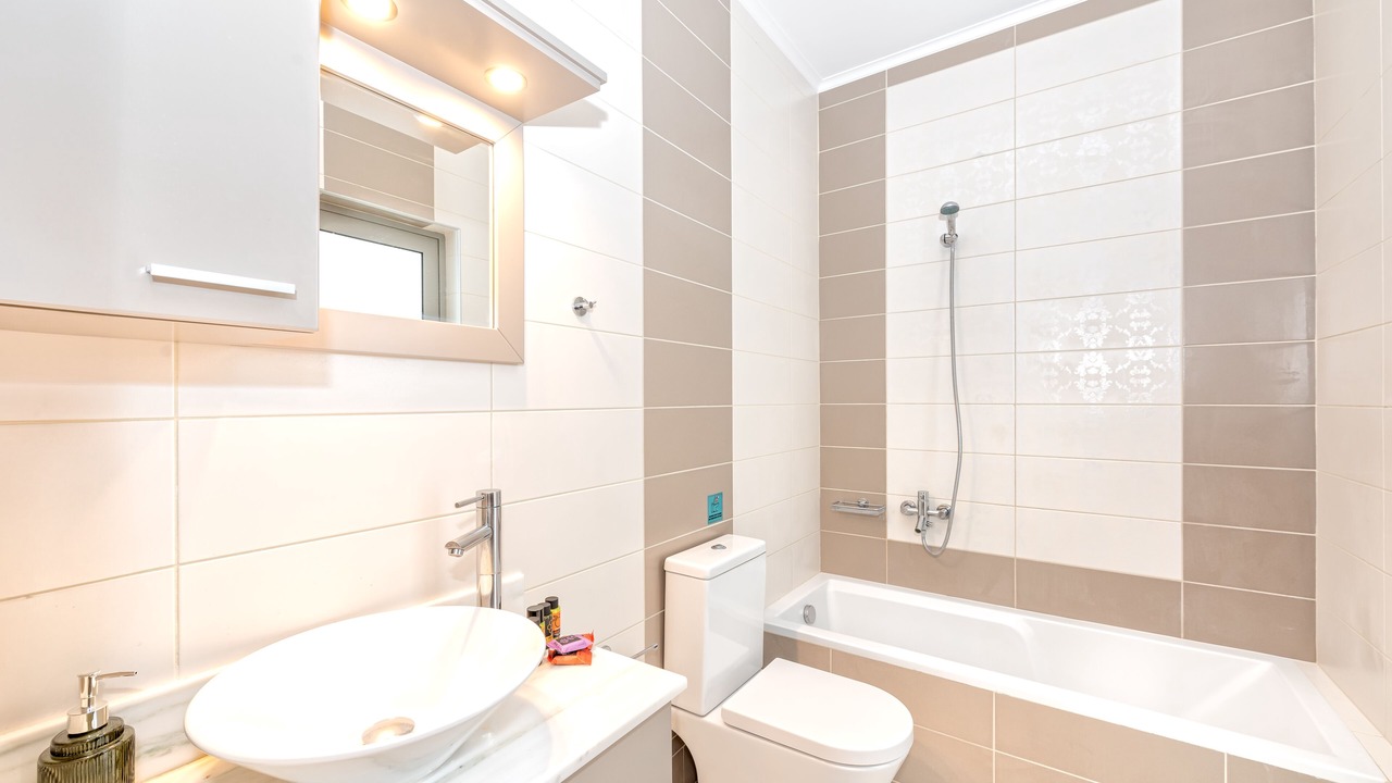 Photo of Bathroom in Kounoupidiana