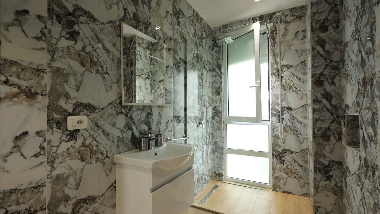 Photo of Bathroom in Ishem