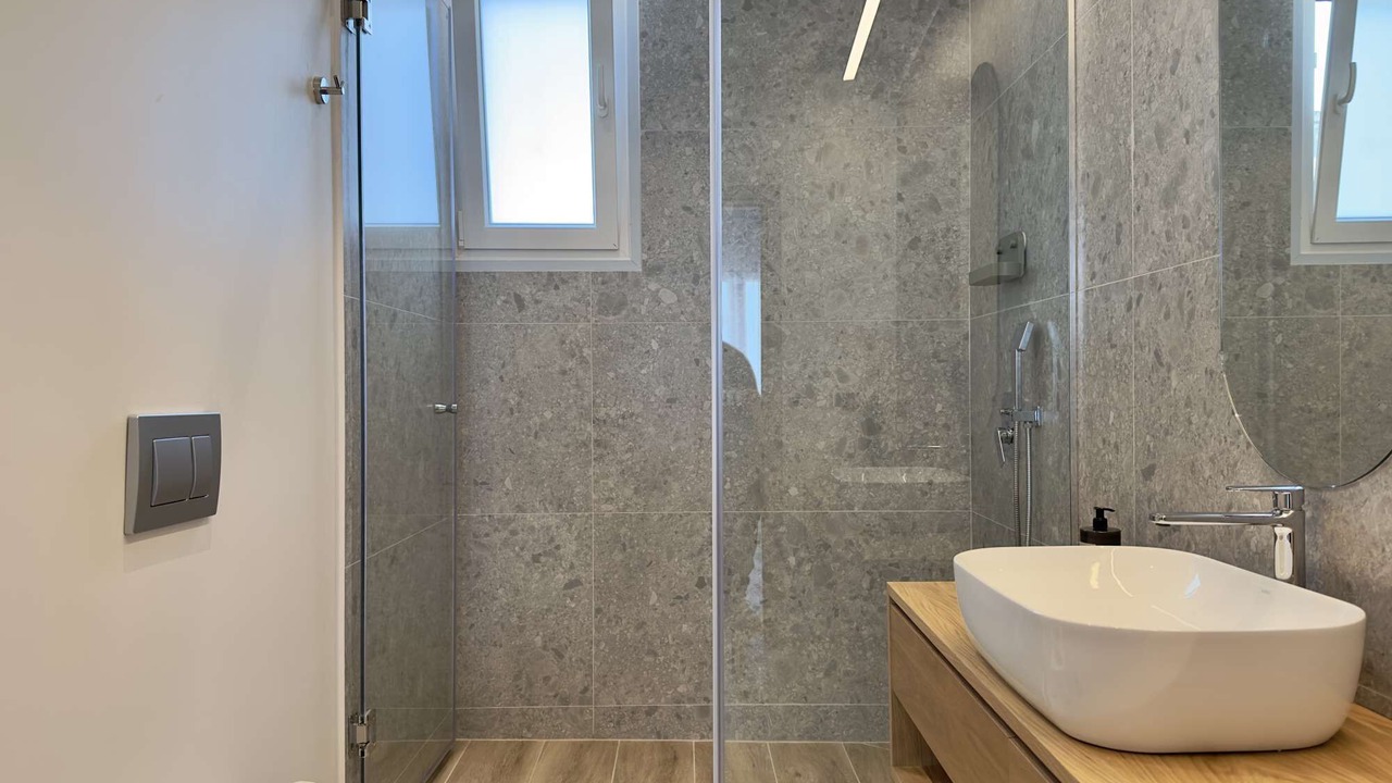 Photo of Bathroom in Ladadika