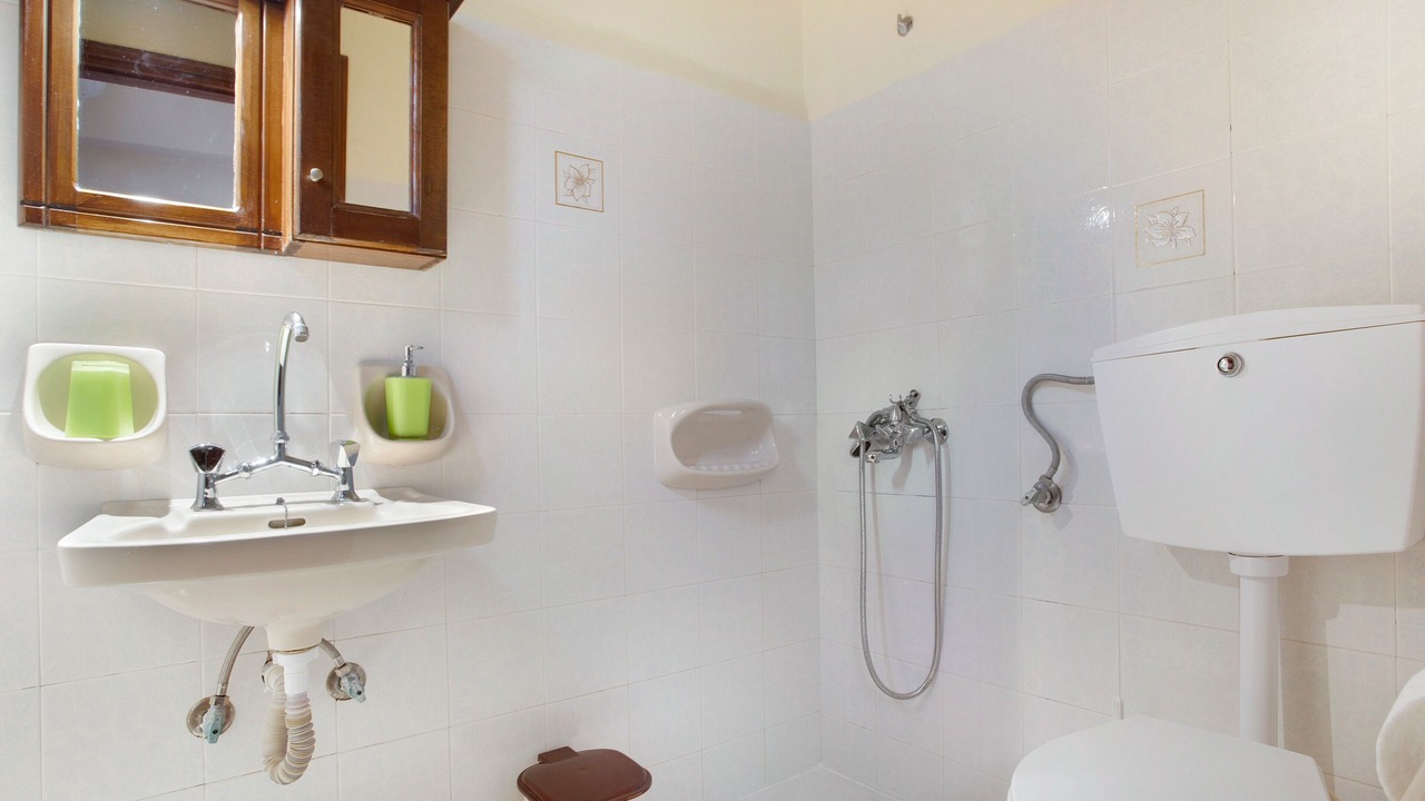 Photo of Bathroom in Limni Keri