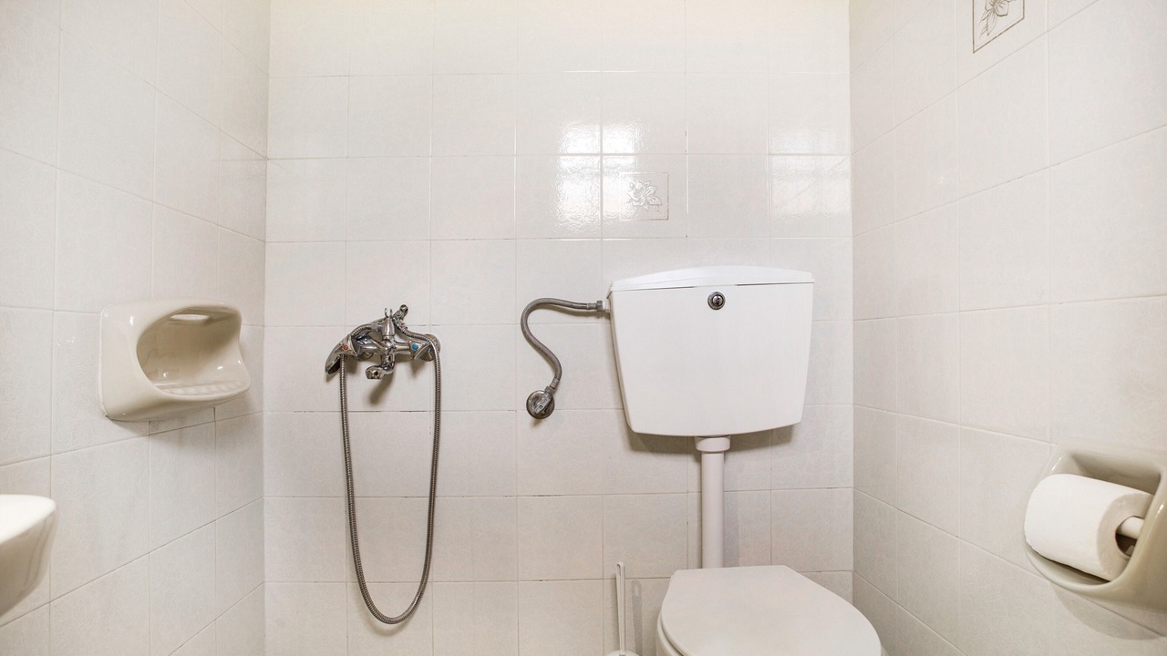 Photo of Bathroom in Limni Keri
