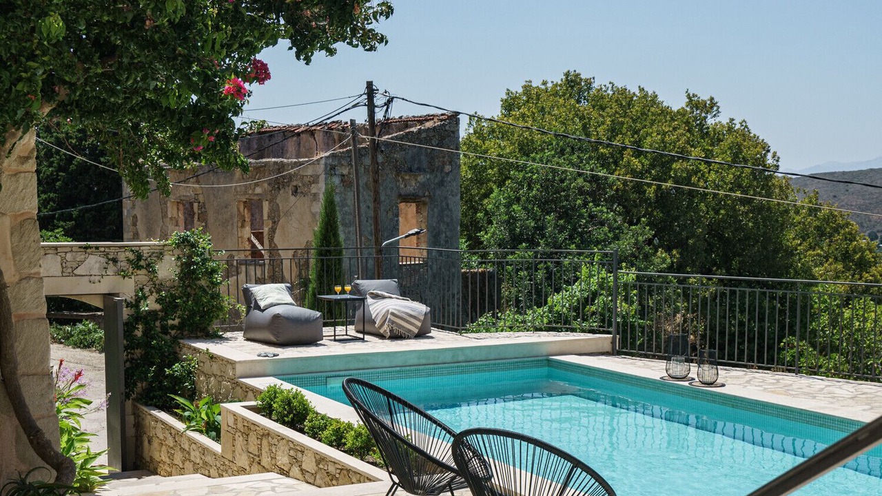 Photo of Outdoor in Armenoi