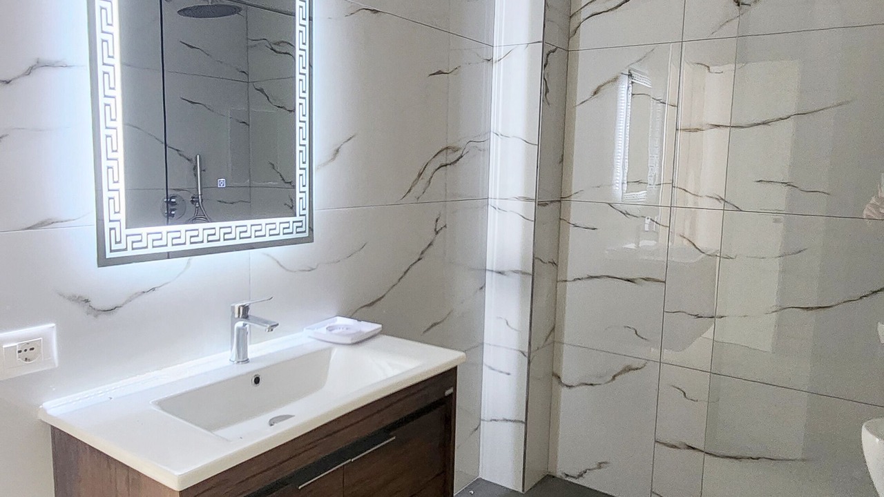 Photo of Bathroom in Golem