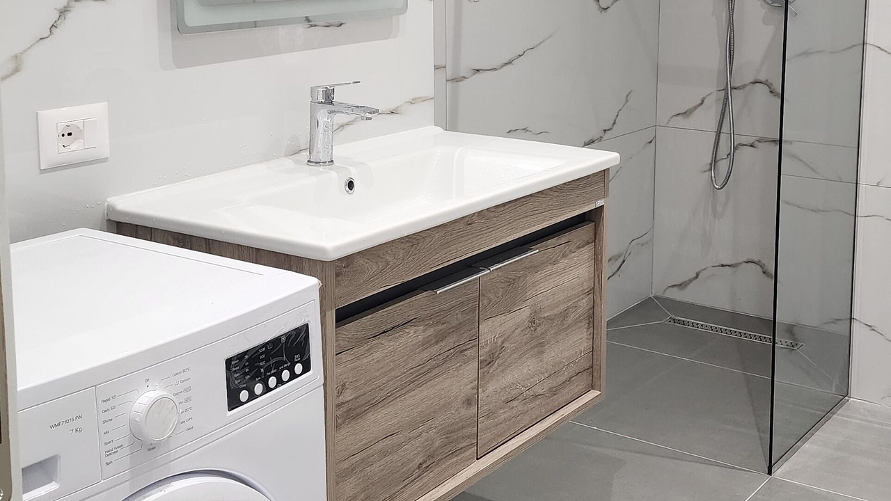 Photo of Bathroom in Golem