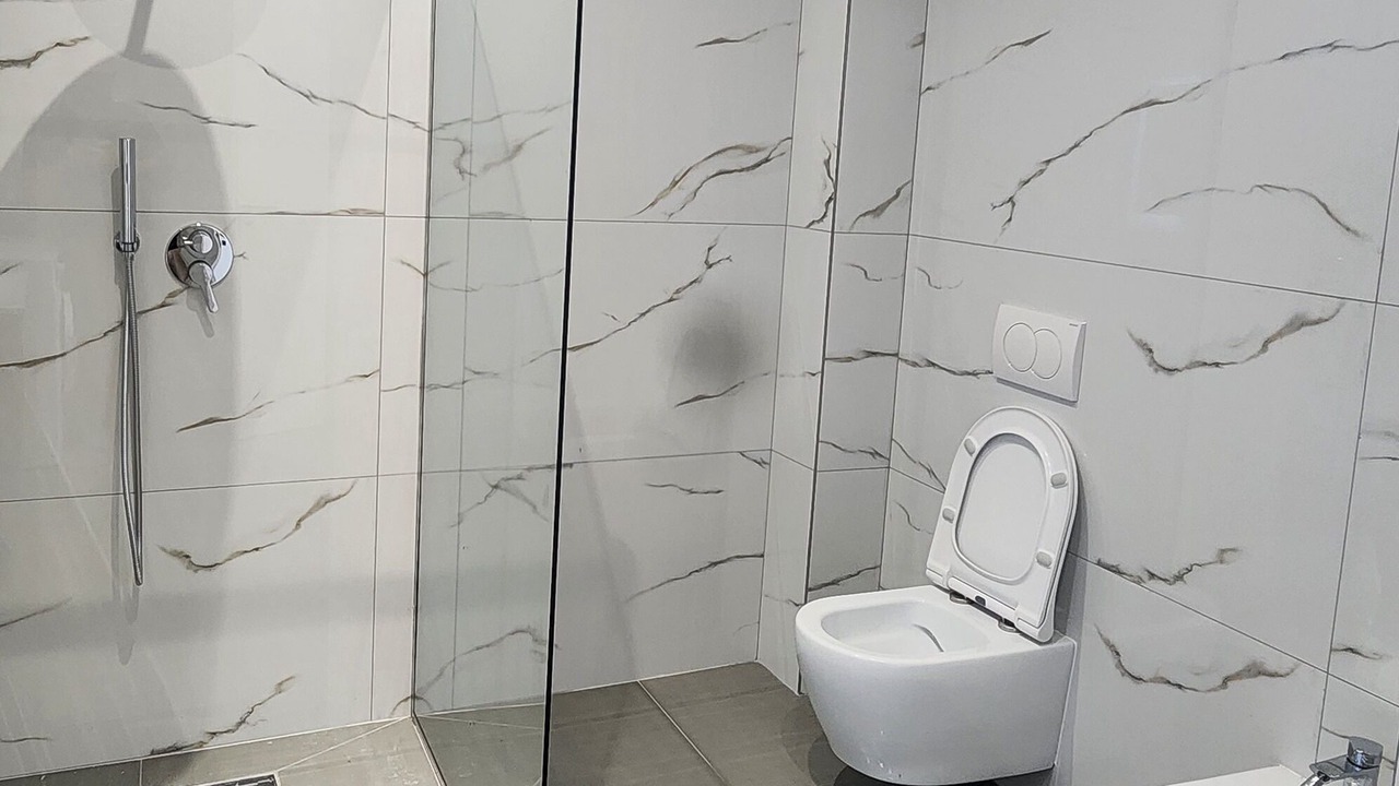Photo of Bathroom in Golem