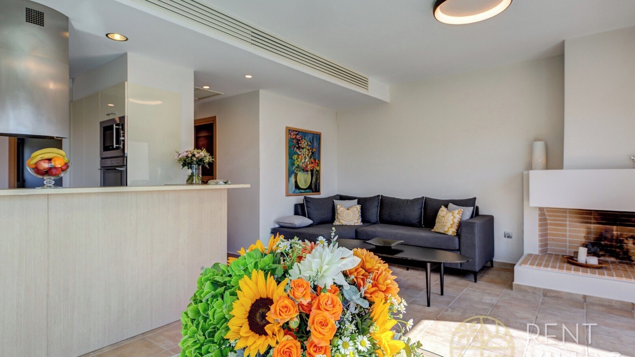 Photo of Livingroom in Bouzaiika