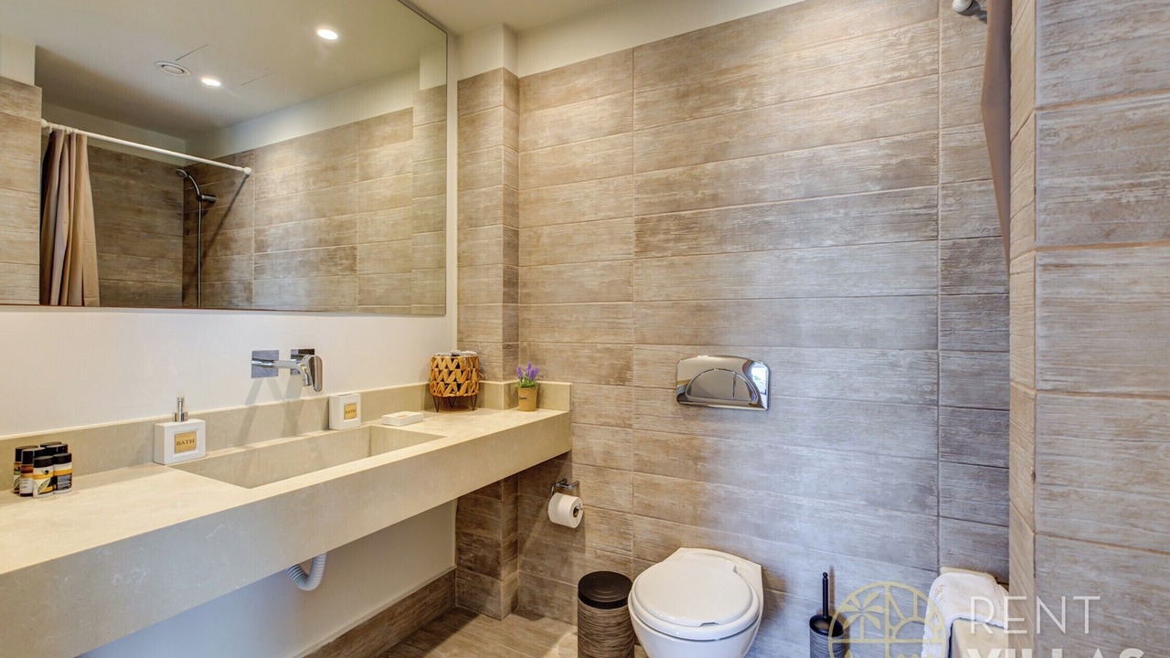 Photo of Bathroom in Bouzaiika