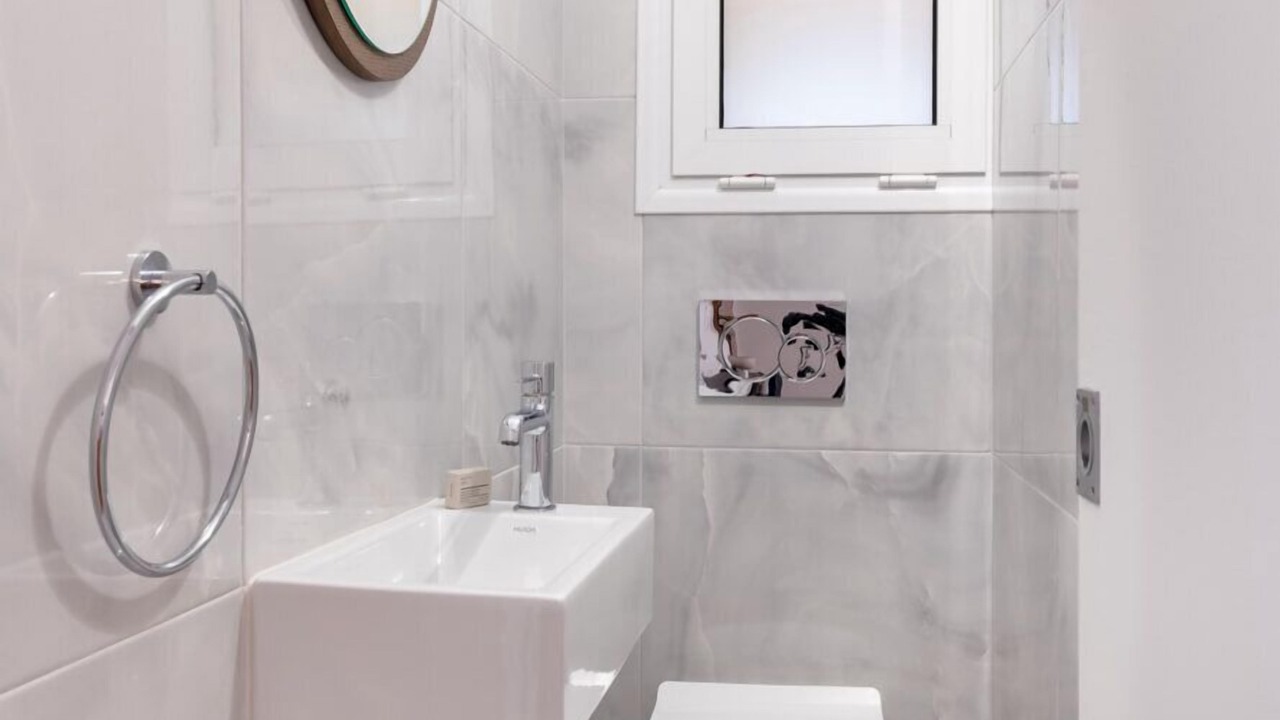 Photo of Bathroom in Chalandri
