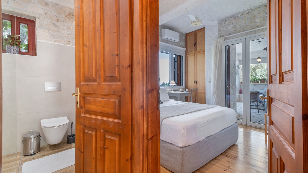 Photo of Bathroom in Katouna