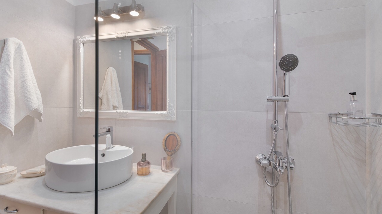 Photo of Bathroom in Katouna