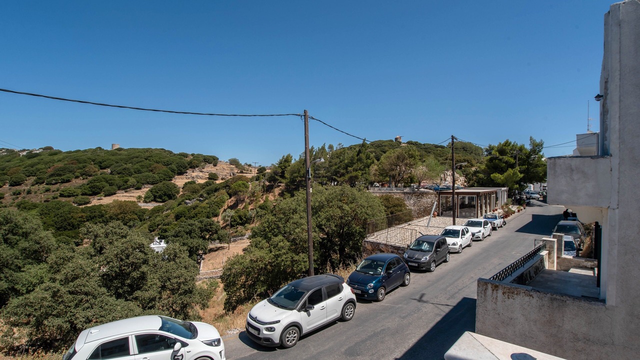 Photo of Others in Aperathos