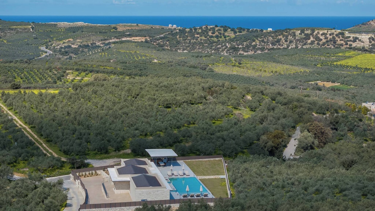 Photo of Outdoor in Aggeliana