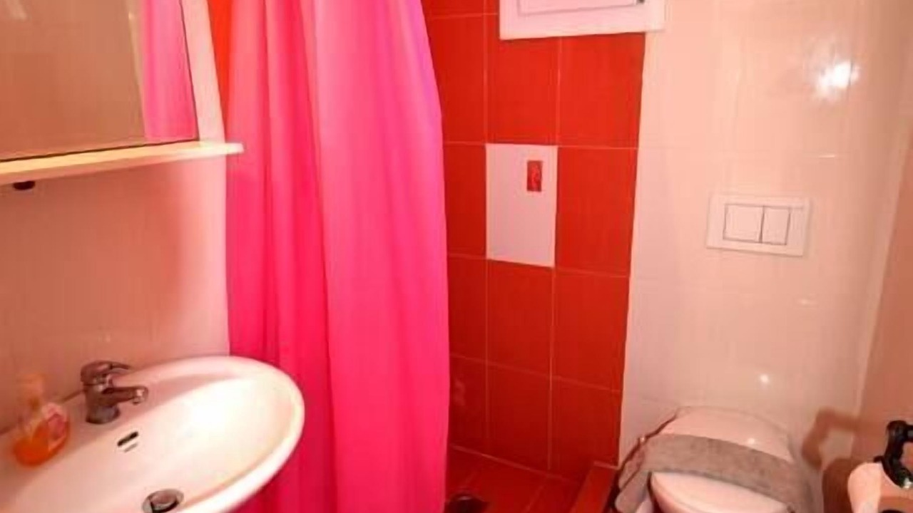 Photo of Bathroom in Glastros