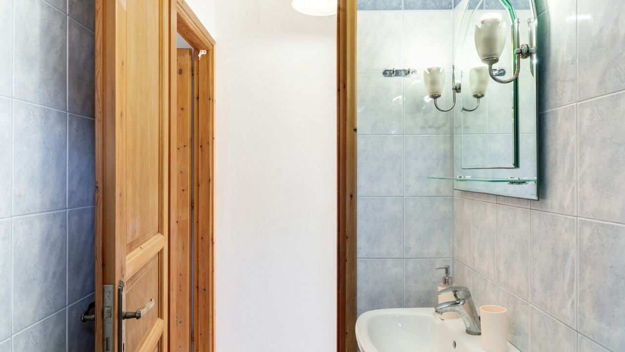 Photo of Bathroom in Astypalaia