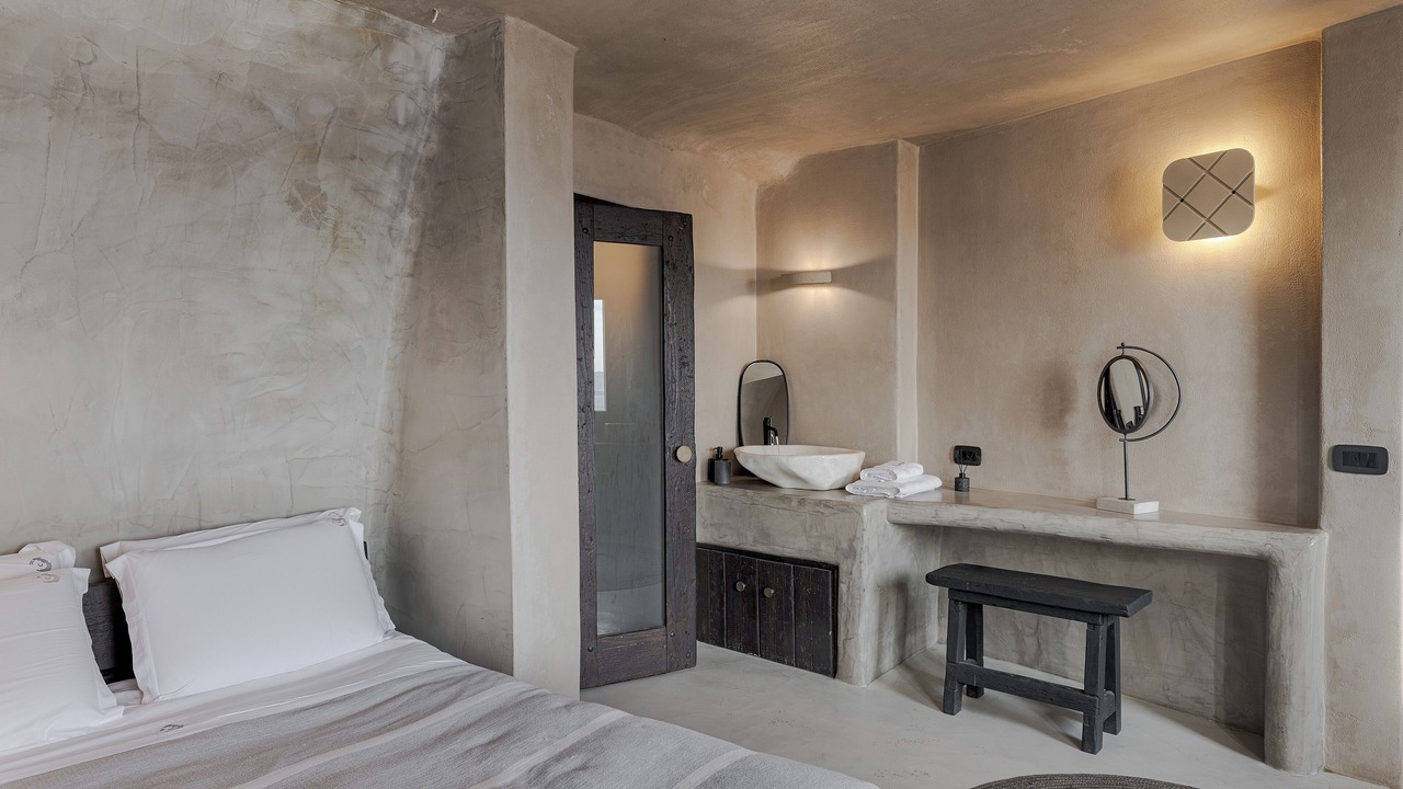 Photo of Bedroom in Oia