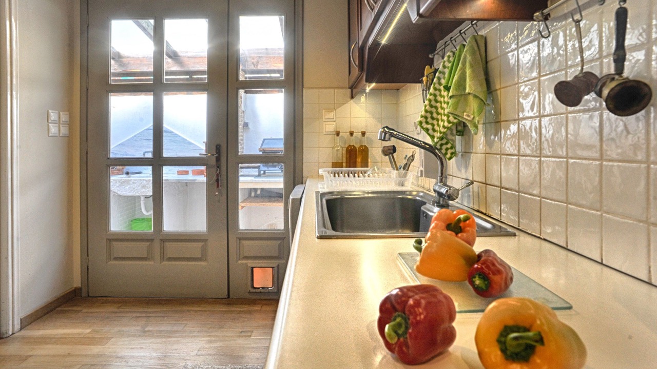 Photo of Kitchen in Saronikos