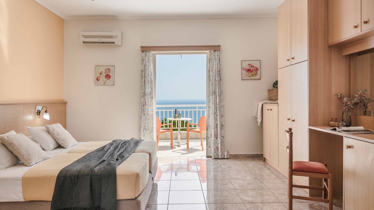Photo of Bedroom in Skala