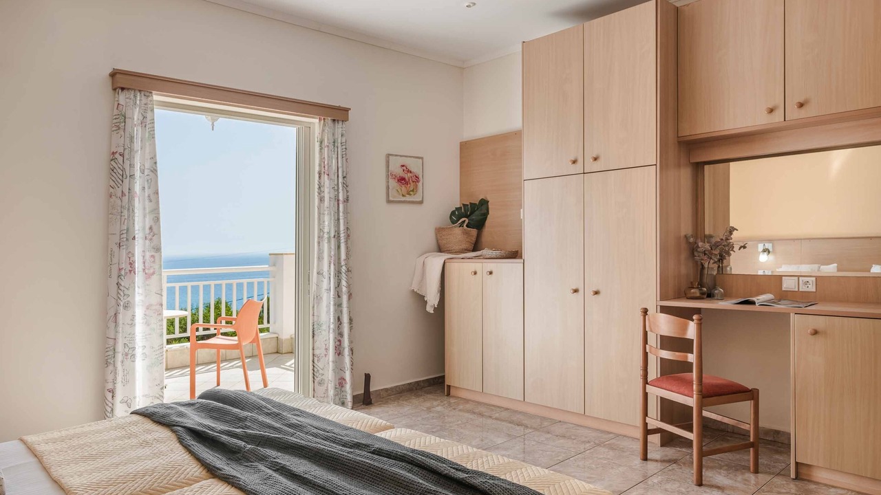 Photo of Bedroom in Skala