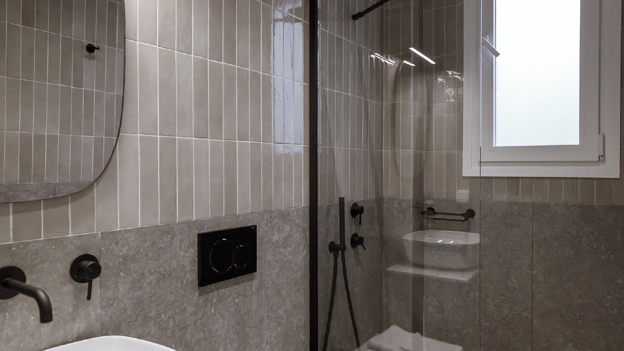 Photo of Bathroom in Rhodes Town