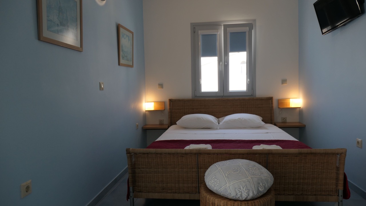 Photo of Bedroom in Naxos Town