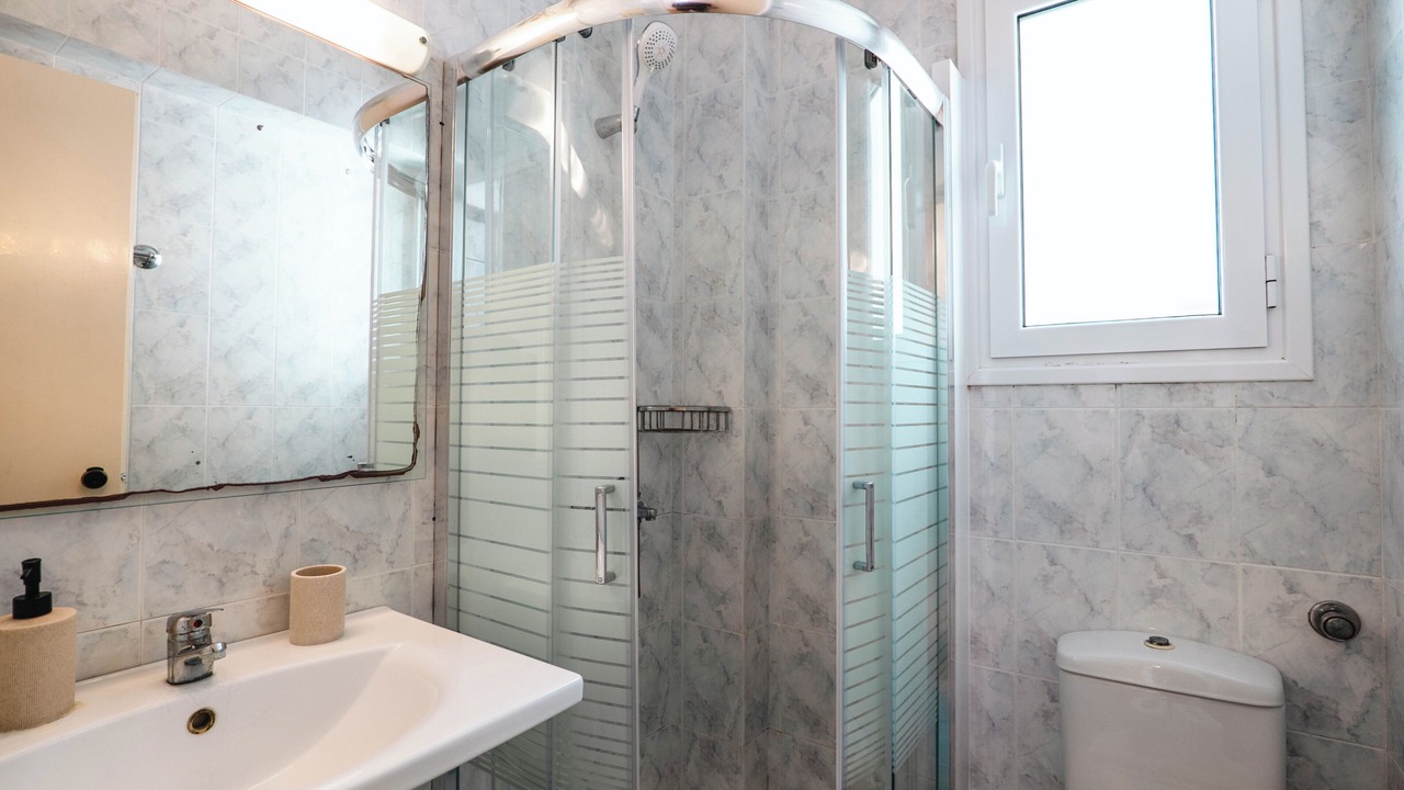 Photo of Bathroom in Parelia