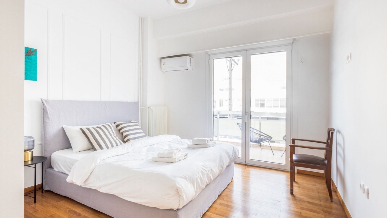 Photo of Bedroom in Glyfada