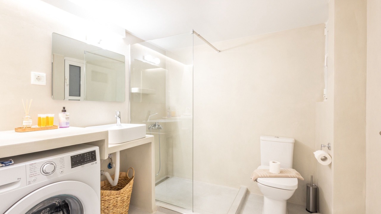 Photo of Bathroom in Glyfada