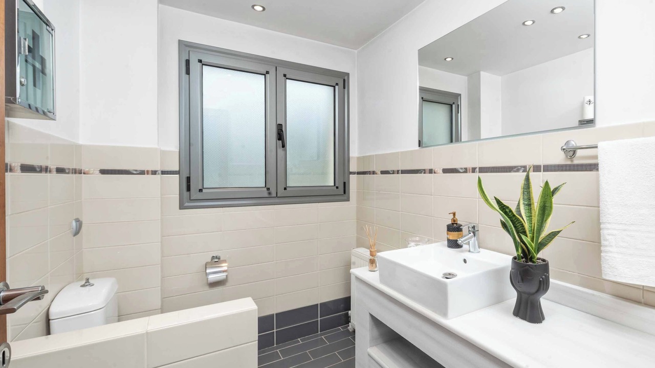 Photo of Bathroom in Kavos