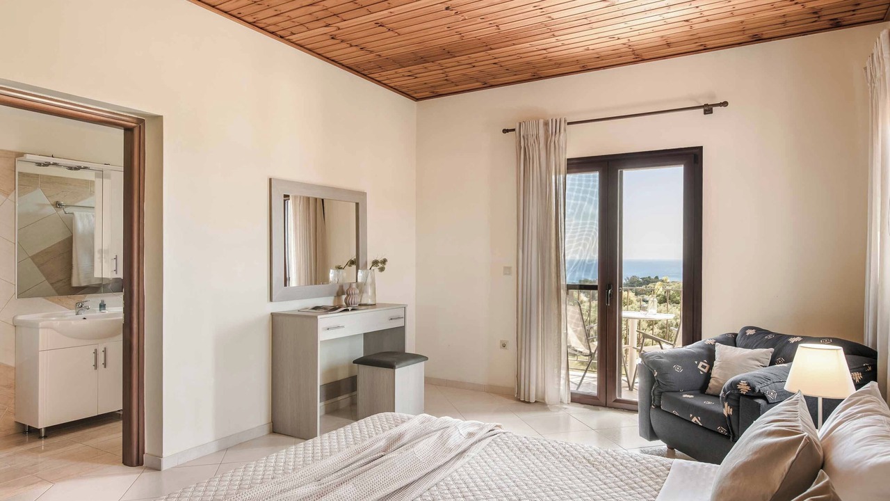 Photo of Bedroom in Skala