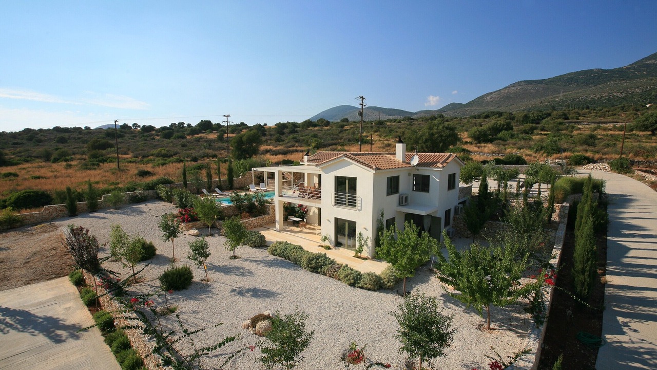 Photo of Outdoor in Karavados