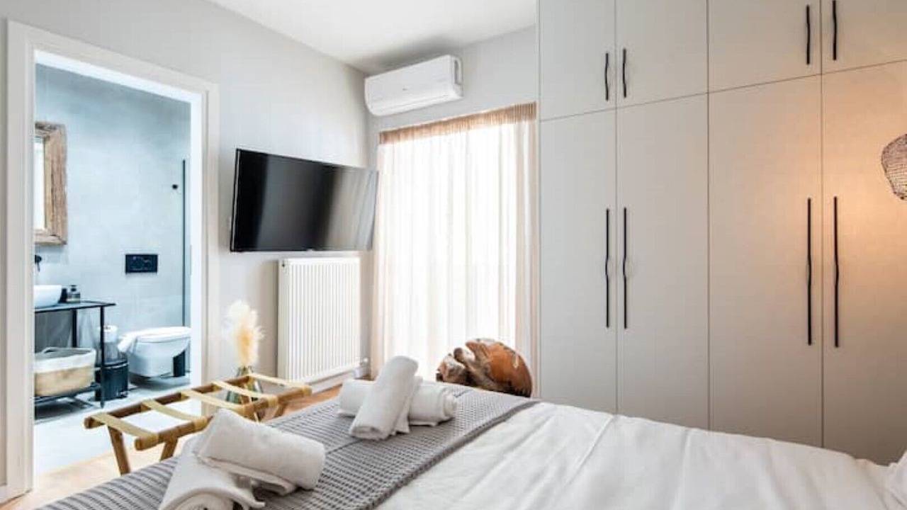 Photo of Bedroom in Glyfada
