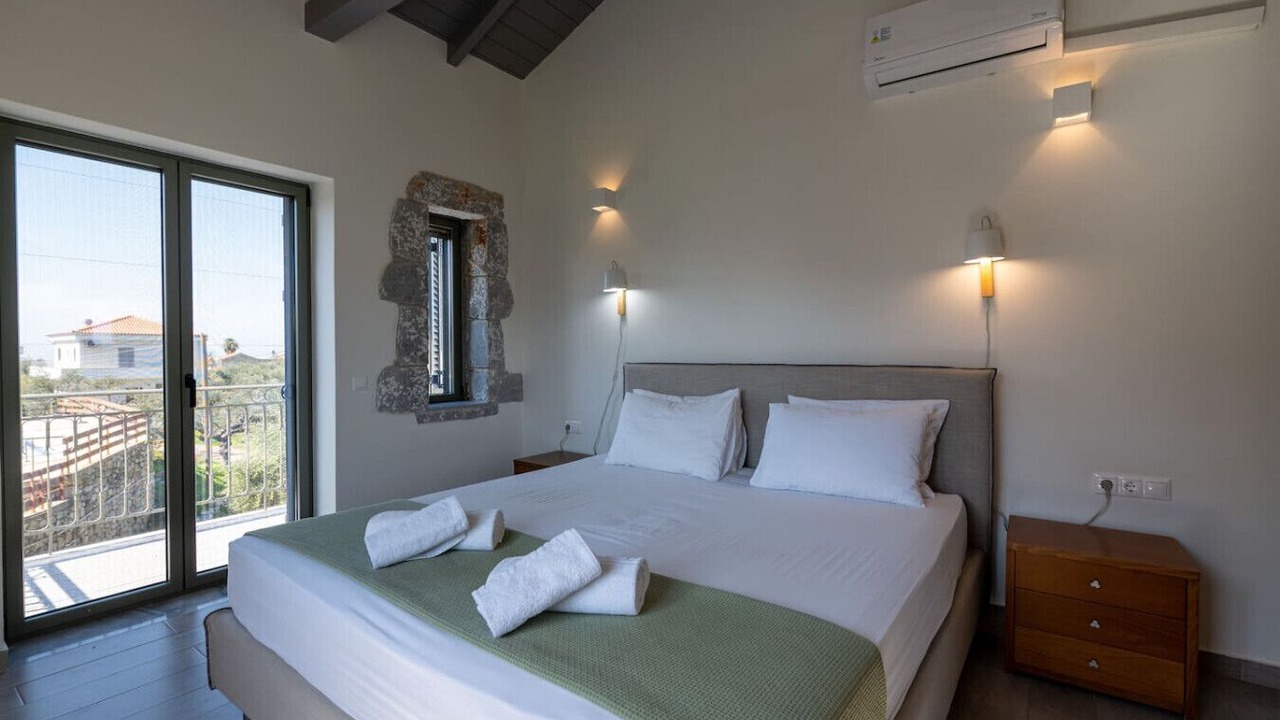 Photo of Bedroom in Lefktron