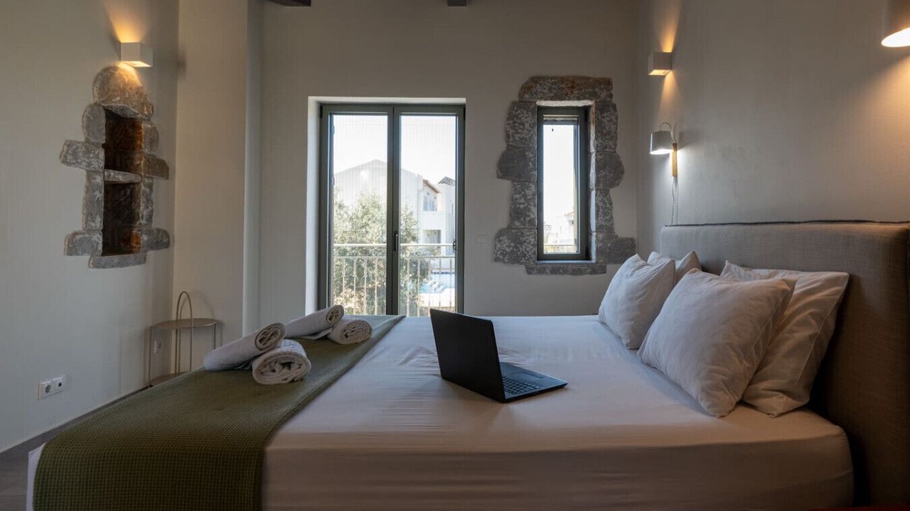 Photo of Bedroom in Lefktron