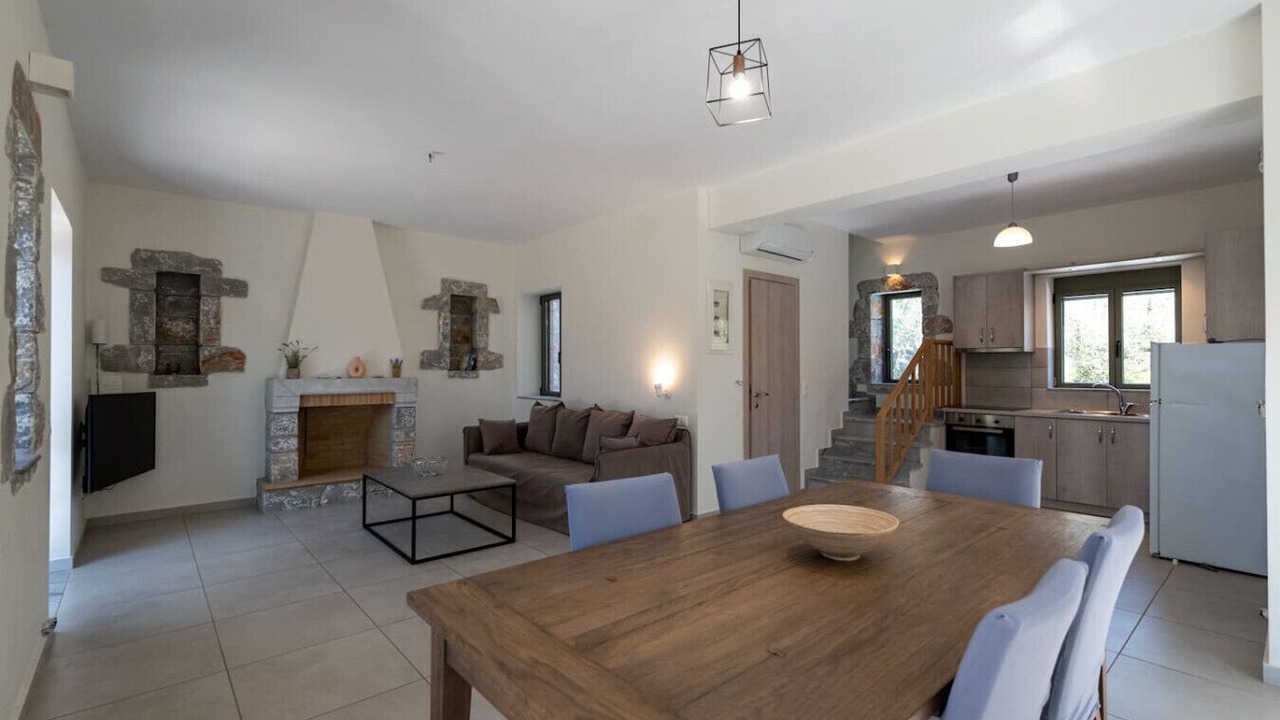 Photo of Livingroom in Lefktron