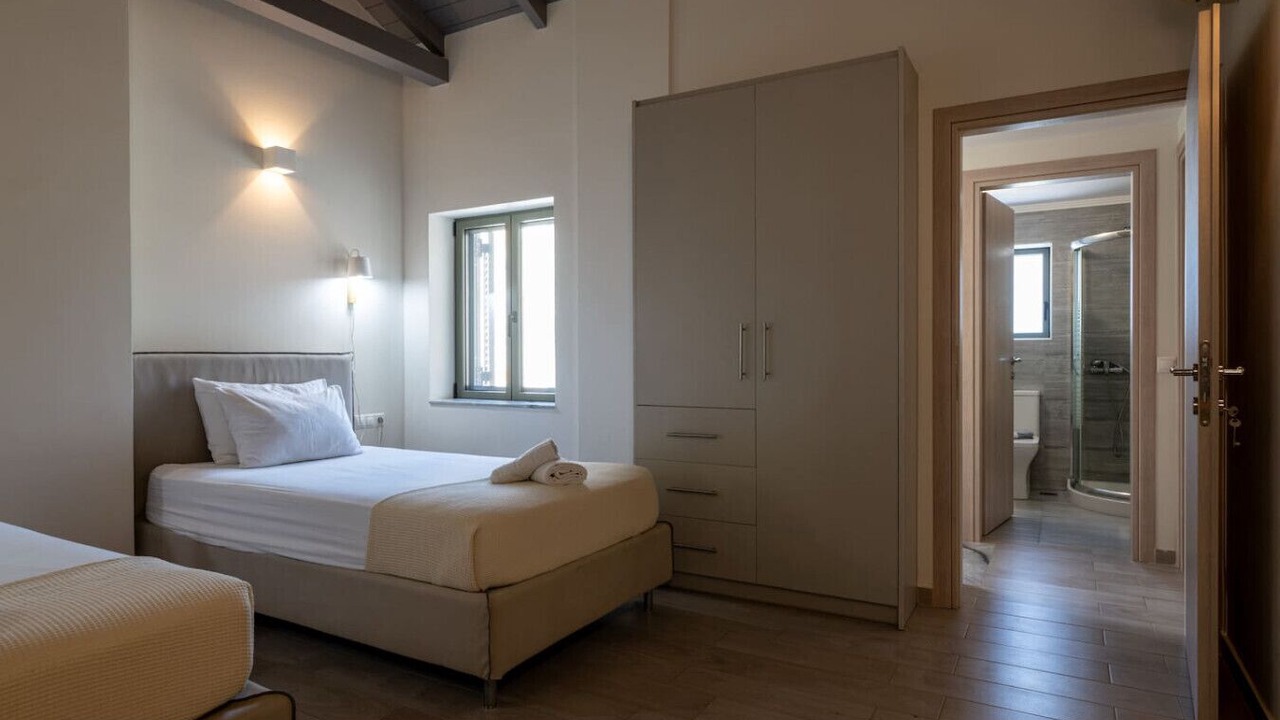 Photo of Bedroom in Lefktron